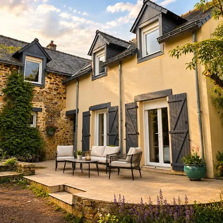 Maison Entière - 8 Personnes - Jardin - Parking Privé -proche Laval Pensión *