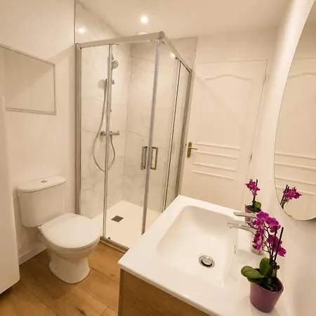 Maison Entière - 8 Personnes - Jardin - Parking Privé -proche Laval Pensión