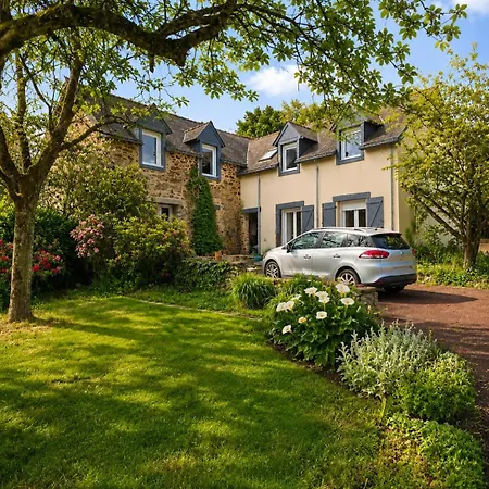 Maison Entière - 8 Personnes - Jardin - Parking Privé -proche Laval Pensión